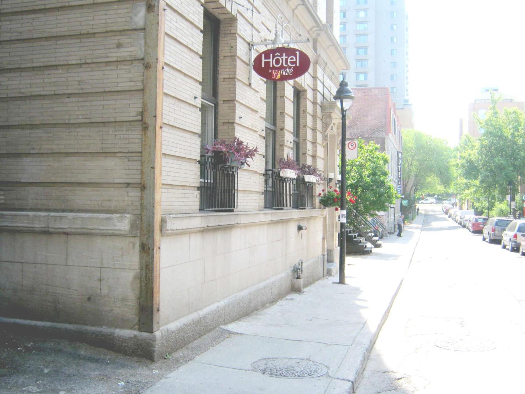 Hotel Saint-Andre Montreal Exterior photo